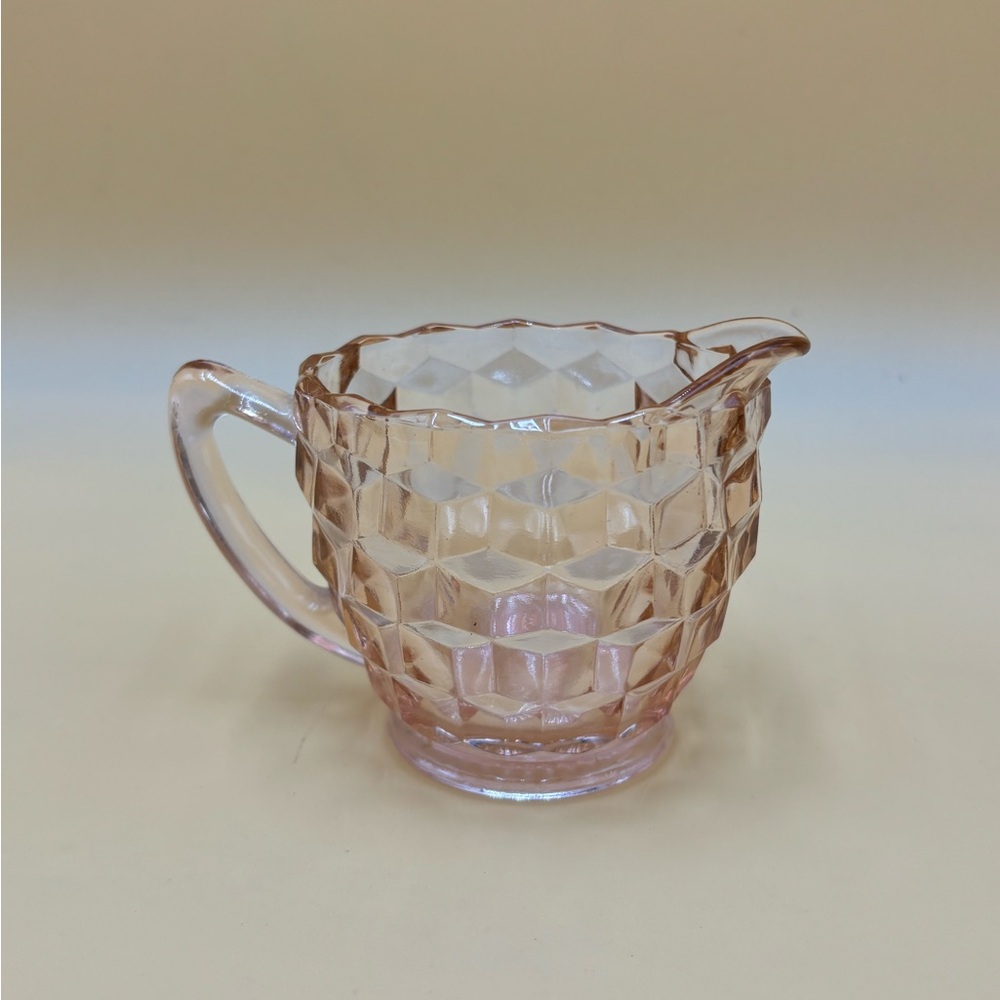 Vintage Jeannette cubist pink creamer - Picture 3 of 7